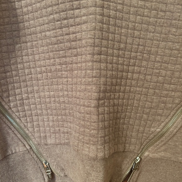 Like new! Diadora cowl sweater - Picture 2 of 5
